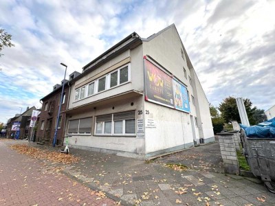 Lichtdurchflutete, einzigartige Souterrain Wohnung mit direktem Zugang in zentraler Lage