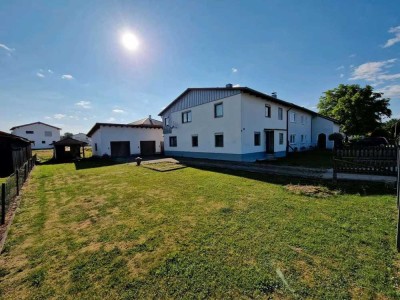 Generationenhaus mit 2 Garagen - Perfekt für die ganze Familie! Gemütliche Atmosphäre, ideale Lage.