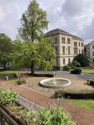Große sarnierte Altbau-Traum-Wohnung mit GARTEN im 1. OG. Stadtvilla in Zentrum nähe zum 01.09 25