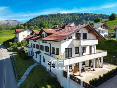 Gepflegte Dachgeschoss-Wohnung in Steibis im Allgäu
 Leben am Alpen-Green