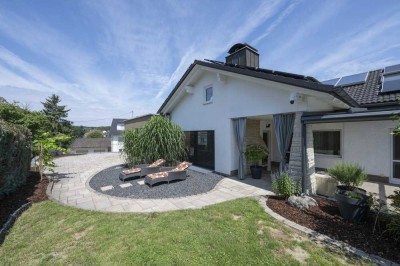 Exklusives 8-Zimmer Haus mit Whirlpool in Adelzhausen