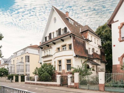 Einzigartige Villa mit Gartenparadies in Neuenheim