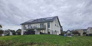 Exklusive, neuwertige 2-Raum-Terrassenwohnung mit geh. Innenausstattung und EBK