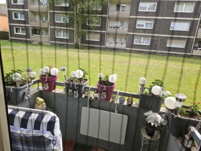 Schöne 2-Zi-Whg. im Erdgeschoss mit Balkon!