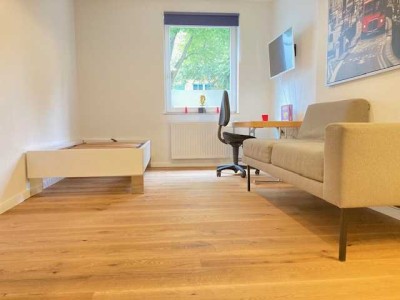 Exklusiv & provisionsfrei: Möbliertes 1-Zimmer in Alsternähe, Erstbezug
