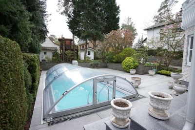 Hauptstadtmakler-Traumhaus mit Pool in Top Lage