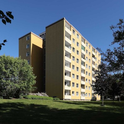 Mit dem Aufzug zur Wohnung // 7.OG Wohnung 3 - Mindestalter 50 Jahre