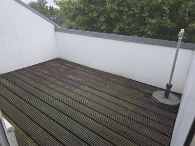 Schöne ruhige Maisonett Wohnung über zwei Etagen in Krefeld-Bockum