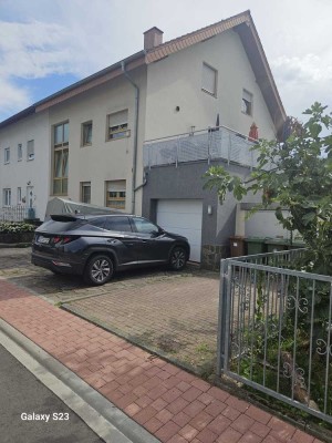Dachwohnung