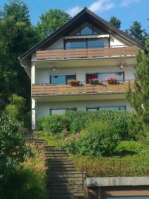 Provisionsfrei: Helle 2-Zimmerwohnung (63qm) in landschaftlich schöner Lage