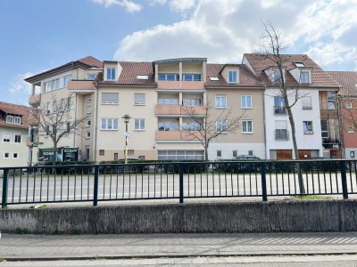 Modernes Wohnen im 1. OG mit Aufzug in Kurparknähe !