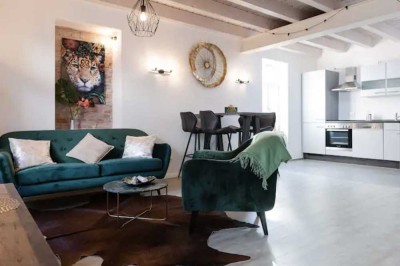 Stilvolle 3-Raum-Maisonette-Wohnung mit luxuriöser Innenausstattung in Hanau