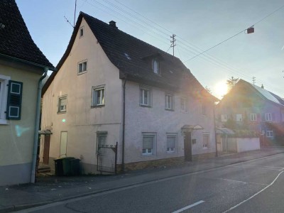 Einfamilienhaus ideal für Handwerker mit weiterem Potenzial für mehr