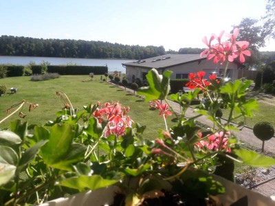 Exclusive Wohnung mit Wasserblick&Steganlage-3.300m2 Grundstück in Toplage