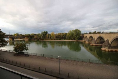 Gemütliche, rollstuhlgerechte Erdgeschosswohnung mit Moselblick in zentraler Stadtlage mit Balkon!