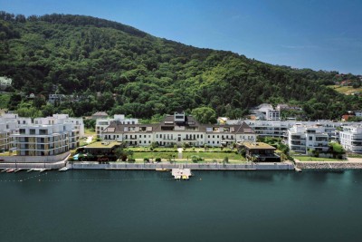 Herrliche Wohnung mit hohen Decken, Terrassen und Blick auf die Donau!!!