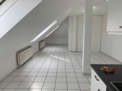 Dachgeschosswohnung in Stadtmitte