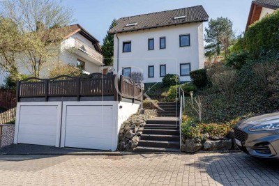 Freistehendes Ein-/ Zweifamilienhaus in idyllischer Waldrandlage