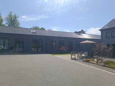 Individuelle 3,5-Zimmer-Loft-Wohnung mit gehobener Innenausstattung mit Terrasse in Witten-Herbede