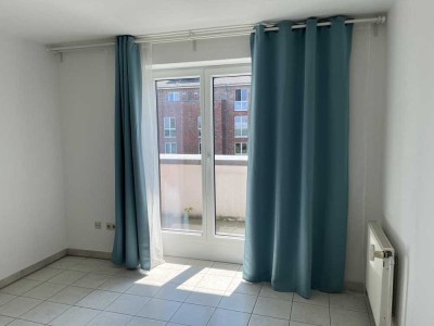 Helle Maisonette-Wohnung mit Balkon an der Uni
