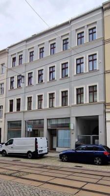 großartig geschnittene 2 Raum Wohnung im Zentrum