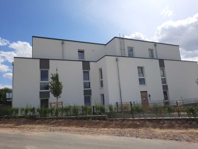 Exklusive, neuwertige 3-Raum-Penthouse-Wohnung mit geh. Innenausstattung mit Balkon