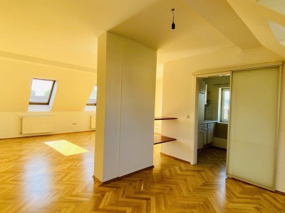 ++PROVISIONSFREI++ Großzügige 3-Zimmer-Wohnung mit Maisonette Charakter, in Gleisdorf