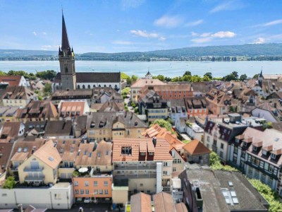 Modernes Wohnen im historischen Gewand – Lichtdurchflutete Dachgeschossperle