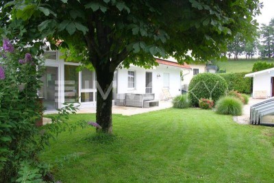 Landsitz in Ruhelage- mit hochwertiger Haustechnik und tollem Zubehör