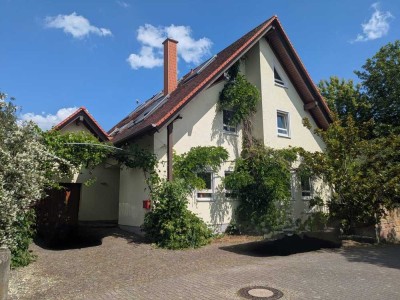 Haus in außergewöhnlichen Lage und Ausstattung