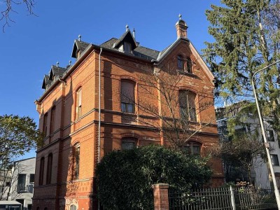 Moderne 3,5-Zimmer-Dachgeschosswohnung mit grandioser Dachterrasse und beeindruckendem Panoramablick