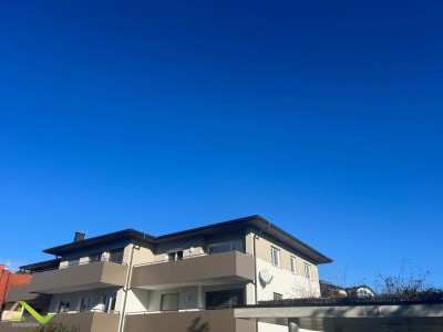 Neuwertige 3-Zimmerwohnung mit hochwertiger Ausstattung in Eggelsberg - ideale Lage für Familien und Paare