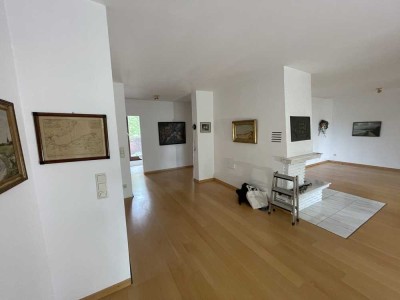 Elegante 4 Zimmer Maisonette - Terrassenwohnung mit Penthousecharakter in Marienthal
