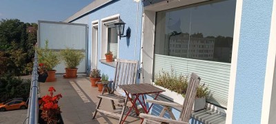 Renovierte 4-Zi.-Wohnung mit 16m2 Südbalkon + Garage im Herzen von Essen-Rüttenscheid (3. OG)