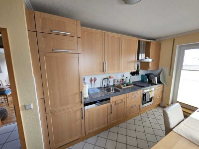 3 Zimmer DG Wohnung mit EBK, Loggia, Gartenanteil mit Terrasse
