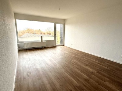 ***frisch sanierte 2-Zimmer Wohnung**** mit Balkon