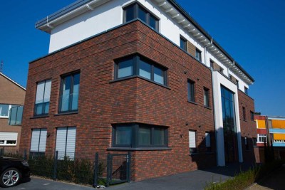 Neuwertige 3-Raum-Wohnung mit Balkon und Einbauküche in Vreden