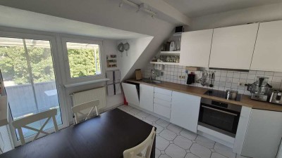 Kernsanierte 3-Zimmer-DG-Wohnung in Bonn Endenich Balkon!provisionsfrei!!