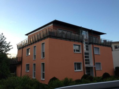 Traumhafter Blick ins Grüne: Lichtdurchflutete  3-Zimmer Wohnung mit Garten in Aaseenähe