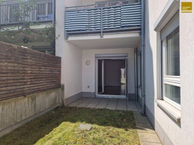 HEREINSPAZIERT - 4-Zimmer-Gartenwohnung in zentraler Lage mit Garagenplatz