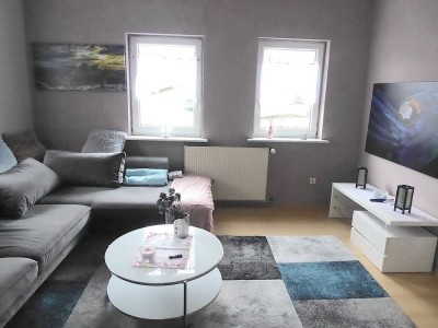 Günstiges Einfamilienhaus mit 6 Zimmern und Terrasse
