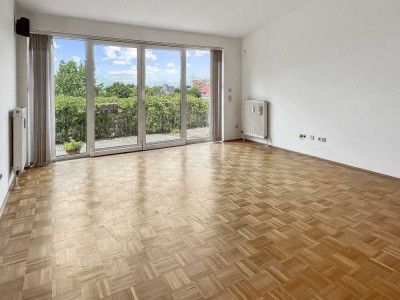 Dachgeschosswohnung mit Wohnraum ähnlich ausgebautem Spitzboden im Dichterviertel von Mülheim