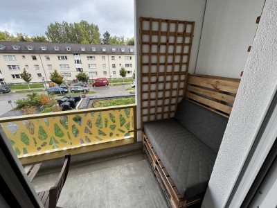 Moderne 1-Zimmer Wohnung mit Balkon im 3. OG in Regensburg-Galgenberg