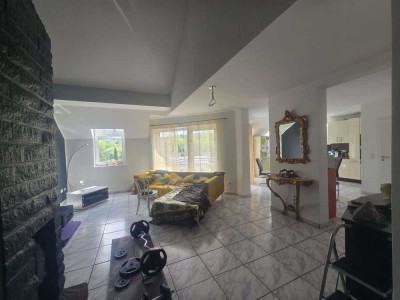 Großzügige Maisonettewohnung, Garage, Stellplatz in Top-Lage* NEU WÄRMEPUMPE