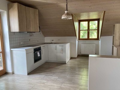 - Tolle Dachgeschoßwohnung provisionsfrei !