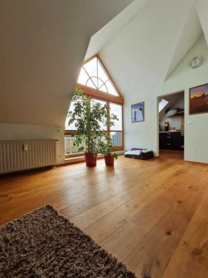 Moderne Maisonette - Wohnung mit 2 Balkonen und 2 Tiefgarageplätze