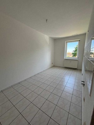 zentrale, großzügig geschnittene 2-Raumwohnung in Bahnhofsnähe
