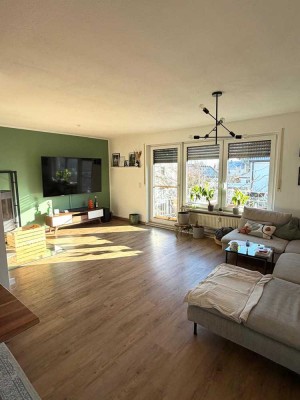 Charmante 3,5-Zimmer Maisonette in Frauenaurach mit Balkon