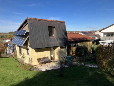 Einfamilienhaus in luftiger Ortsrandlage von Hüttlingen