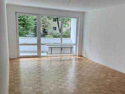Grundsanierte 3,5 Zimmerwohnung mit zwei Balkonen in ruhiger Lage